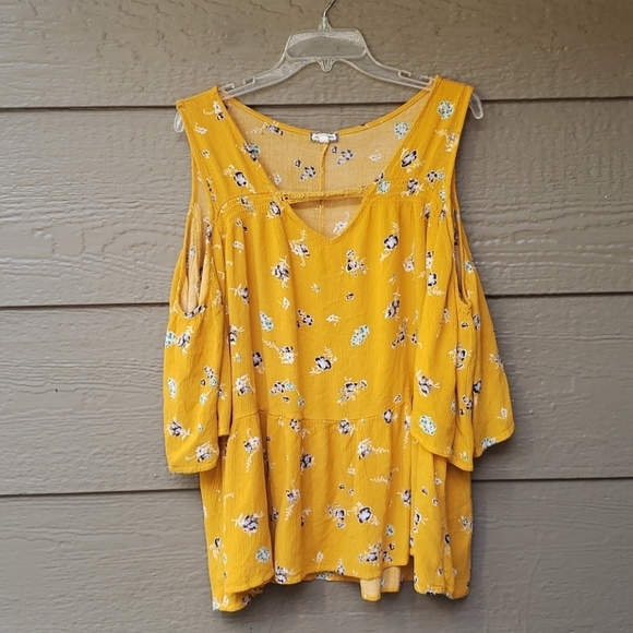 Eyeshadow brand yellow cold shoulder top 2x - Picture 4 of 10